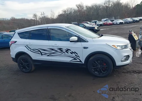 2017 Ford Escape Se from USA, damaged, VIN 1FMCU9GD0HUC96314